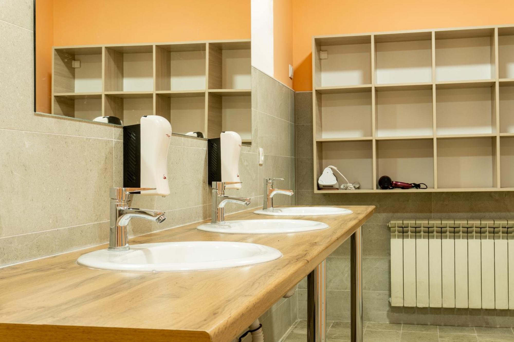 People Hostel & Coworking Μπισκέκ Εξωτερικό φωτογραφία